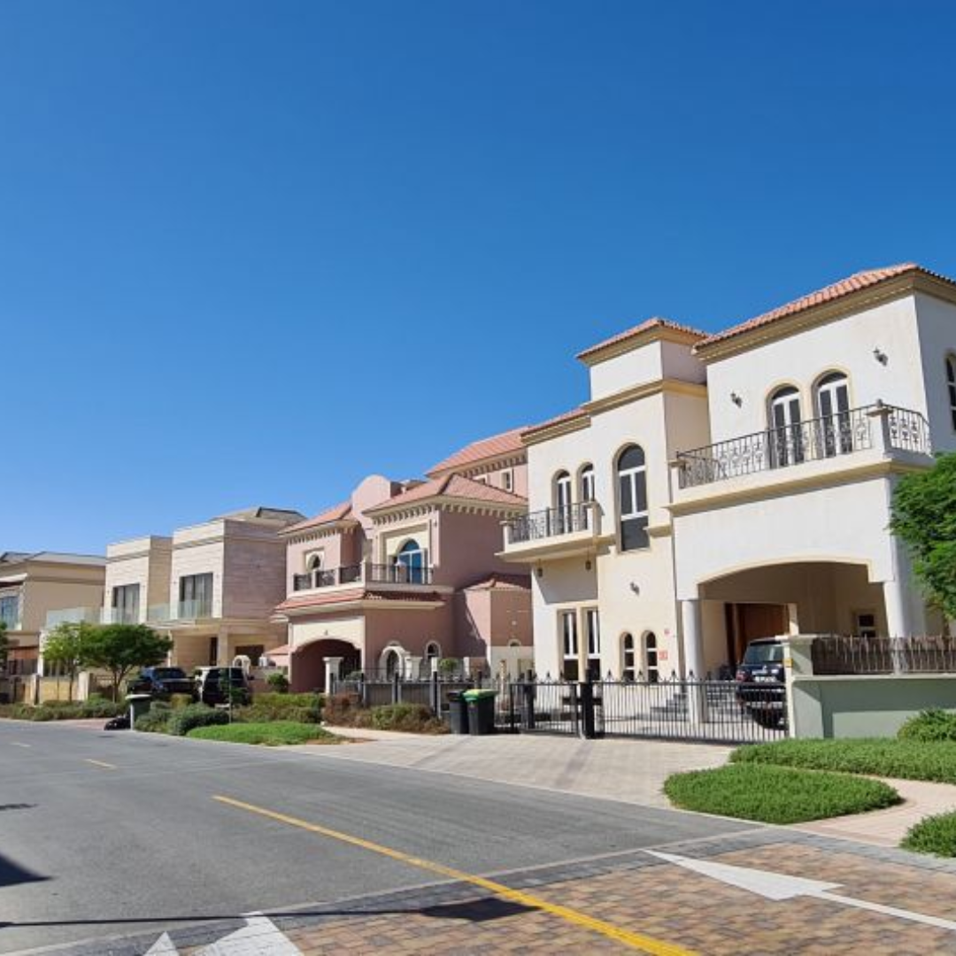 picture showing village and luxury villas in al waheda