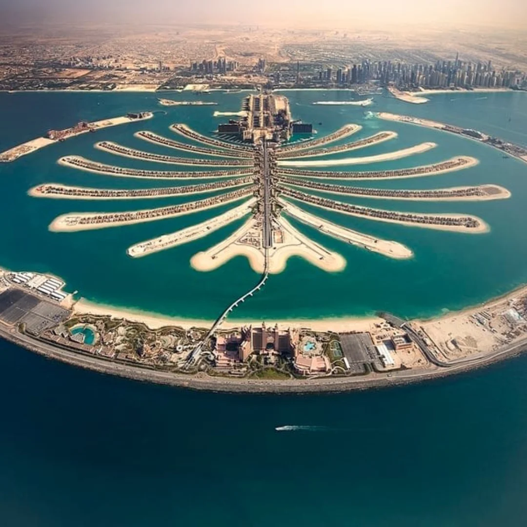 picture showing the birdview of palm jumeirah